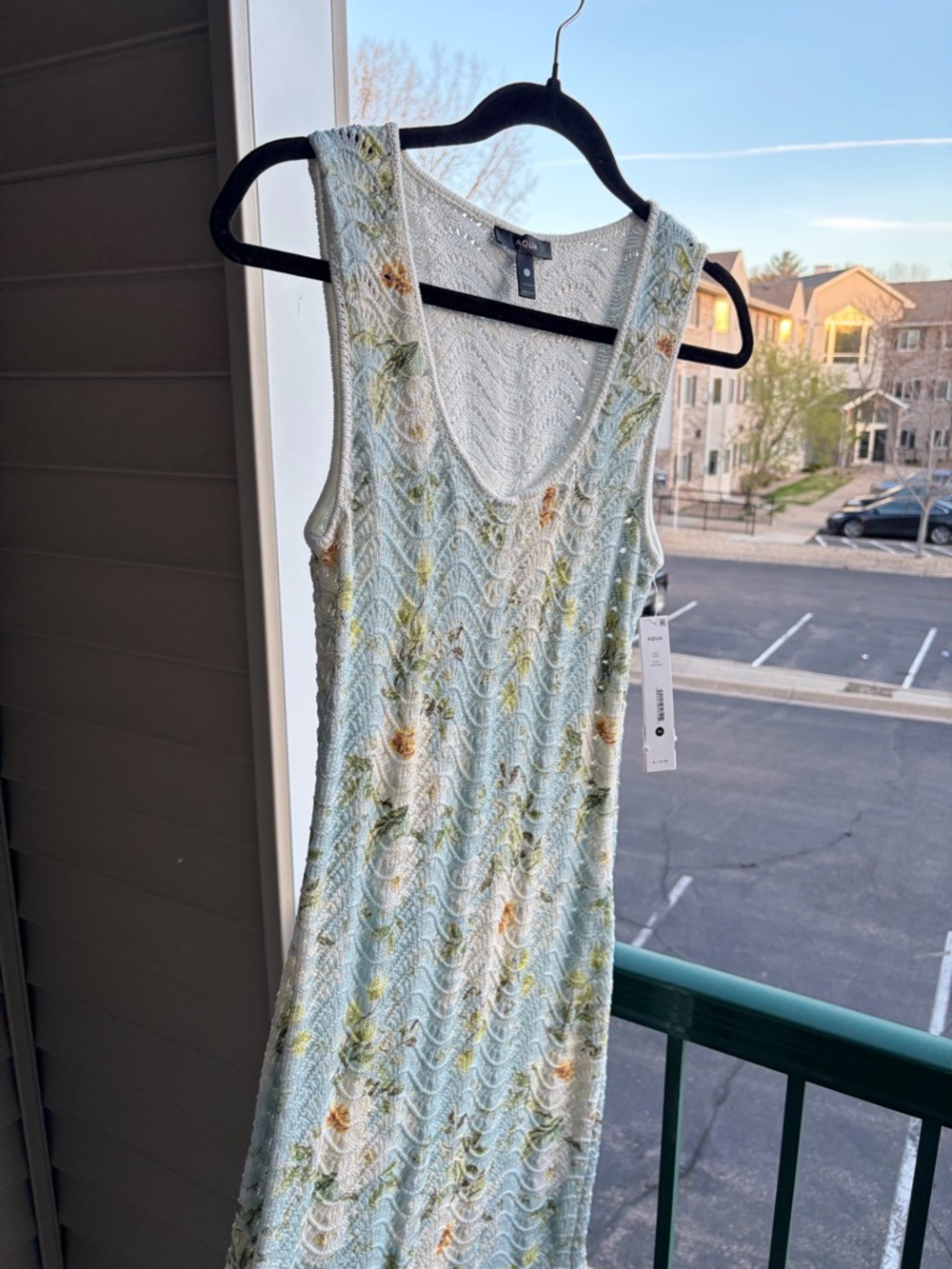 🆕🦋☘️ AQUA Floral Knit Dress M Ivory Blue Textured Crochet Midi Bloomingdale’s - Picture 5 of 15